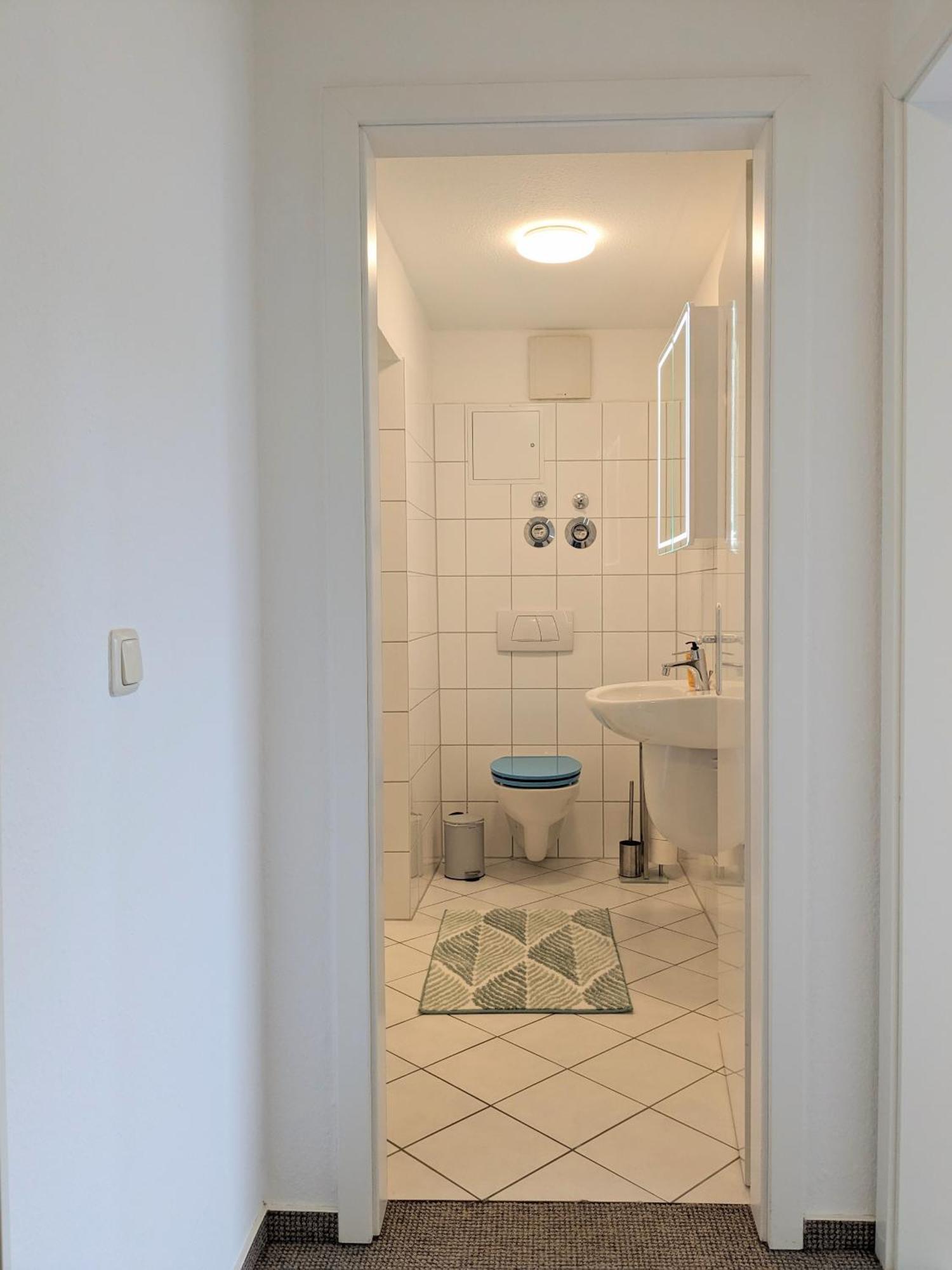 Schlosskoenig - Modernes & Zentrales Apartment Mit Balkon Und Arbeitsplatz ชเวียรีน ห้อง รูปภาพ