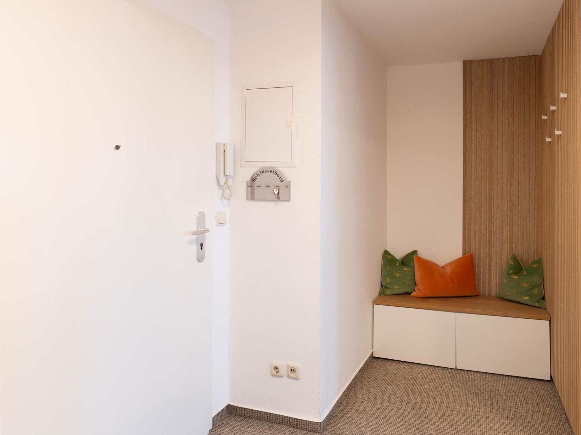 Schlosskoenig - Modernes & Zentrales Apartment Mit Balkon Und Arbeitsplatz ชเวียรีน ภายนอก รูปภาพ